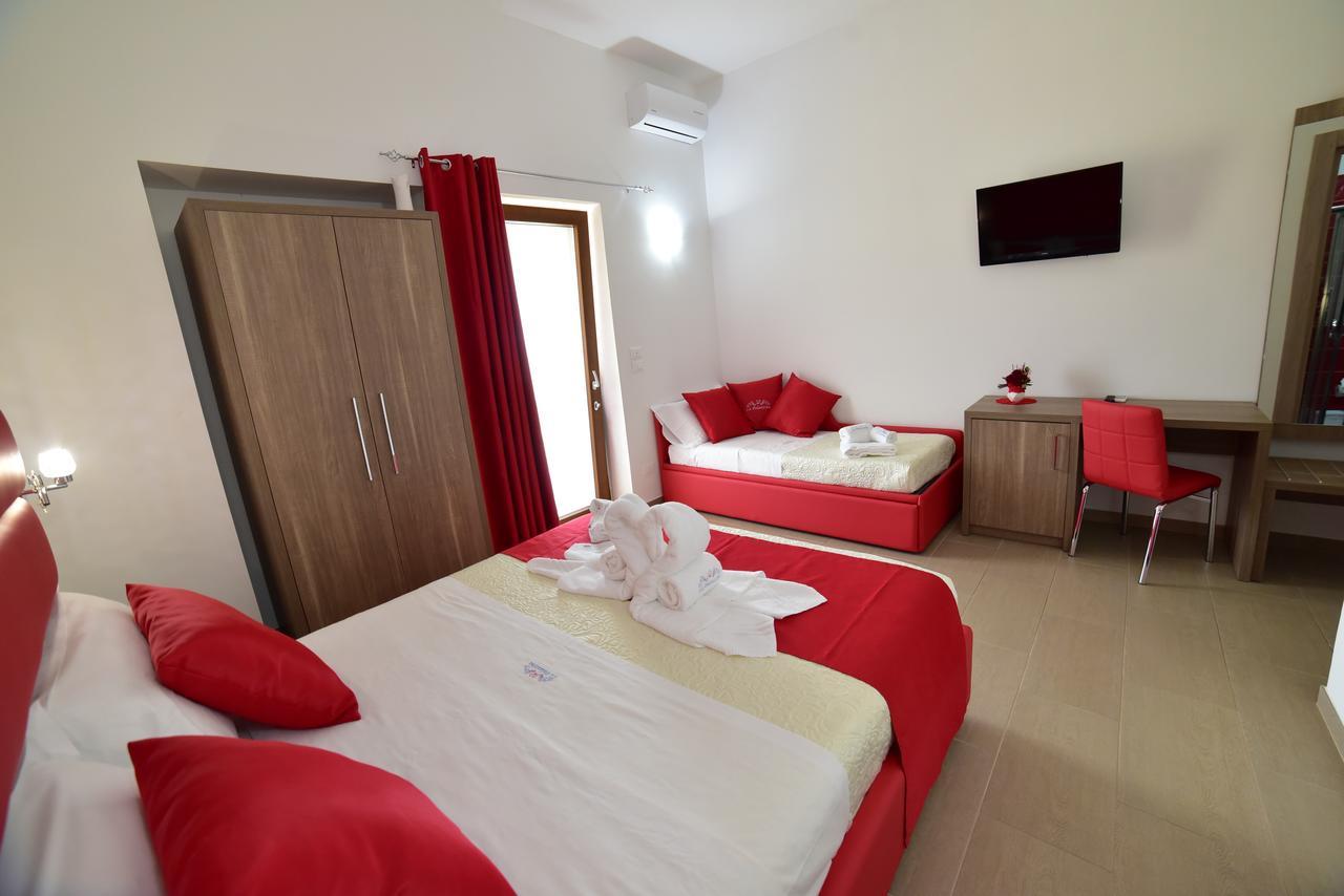 La Palazzina Bed & Breakfast Porto Cesareo Exterior photo