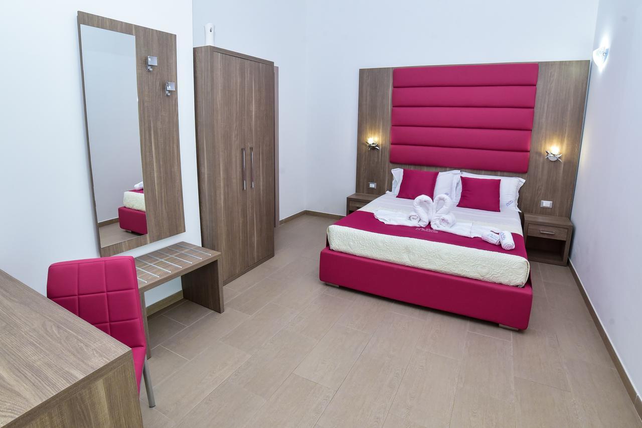 La Palazzina Bed & Breakfast Porto Cesareo Exterior photo